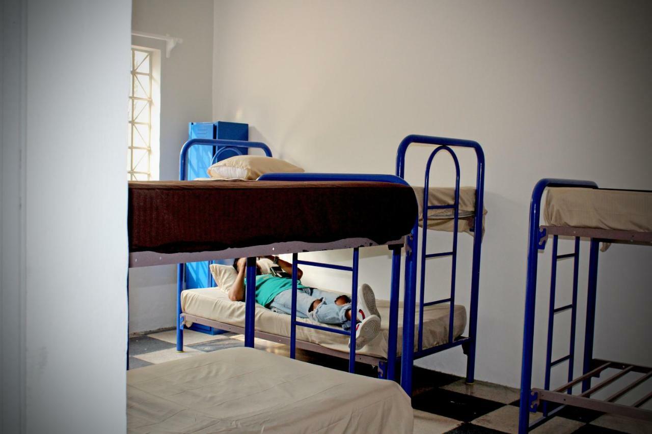 גואדלחארה Hostal Americana מראה חיצוני תמונה