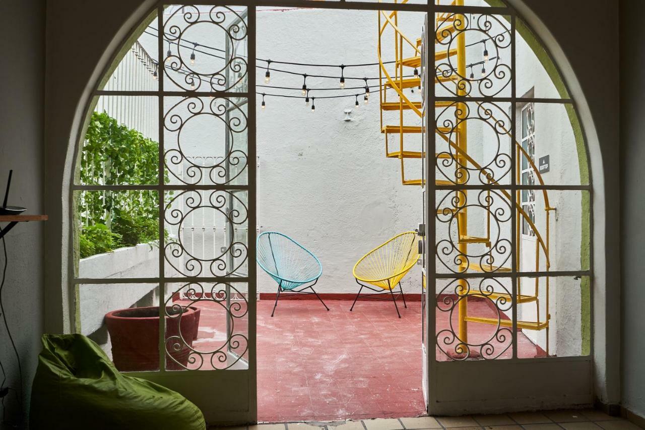 גואדלחארה Hostal Americana מראה חיצוני תמונה